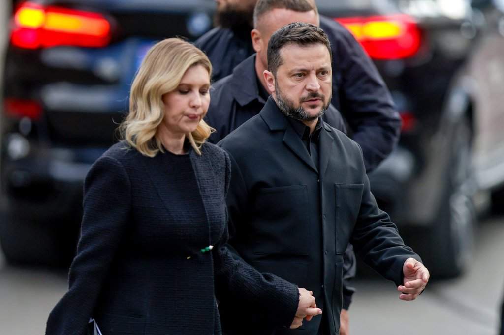 Ukraine’s President Volodymyr Zelenskyy and his wife Olena Zelenska follow the coffin carrying Norway’s King Harald V as it is taken in a procession from Oslo Cathedral to the palace chapel at Akershus Castle in Oslo, Norway, Wednesday, Sept. 9, 2026. (Christoffer Andersen/Pool Photo via AP)