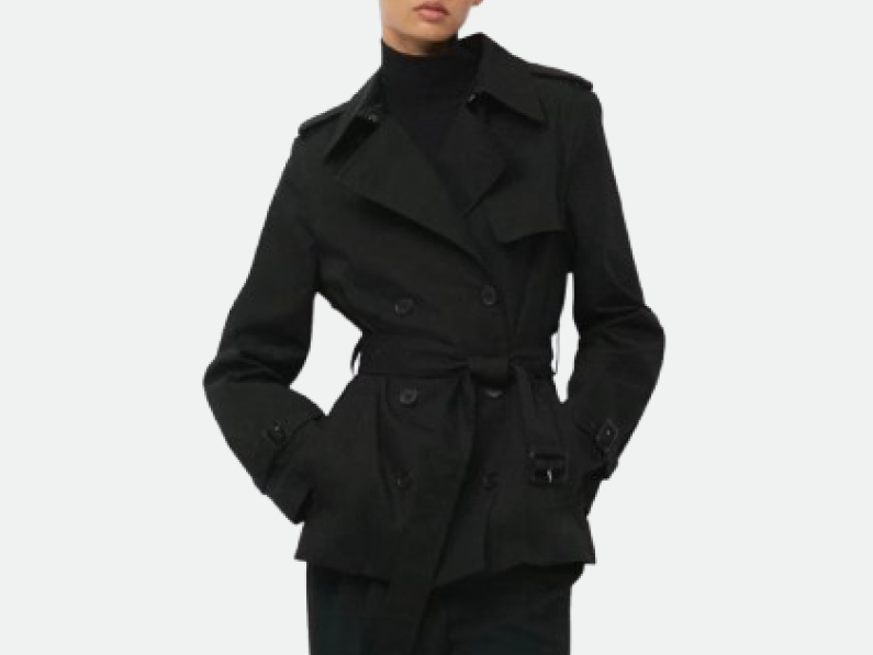 The Vancouver-founded company is known for the kind of wardrobe staples capsule dressing calls for – classic silhouettes, versatile basics and quality pieces that can be easily, mixed, matched and layered.