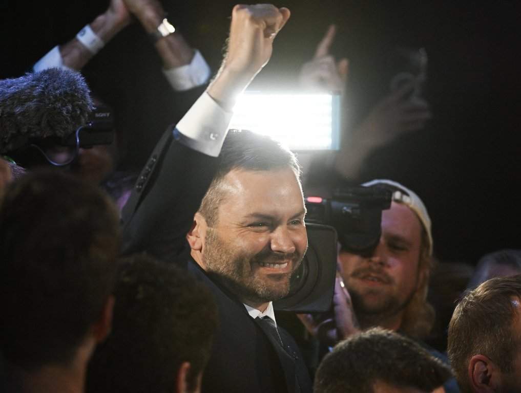 Parti Québécois Leader Paul St-Pierre Plamondon fist pumps to supporters after winning the provincial election in Montreal, on Monday, Oct. 5, 2026.