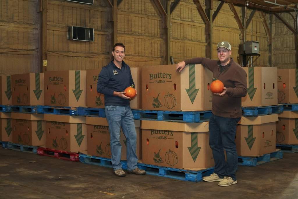 Brothers Patrick, left, and Christopher Butters of Butters Farms in St. Thomas, Ont. on Sunday, October 4, 2026. THE CANADIAN PRESS/Nicole Osborne.