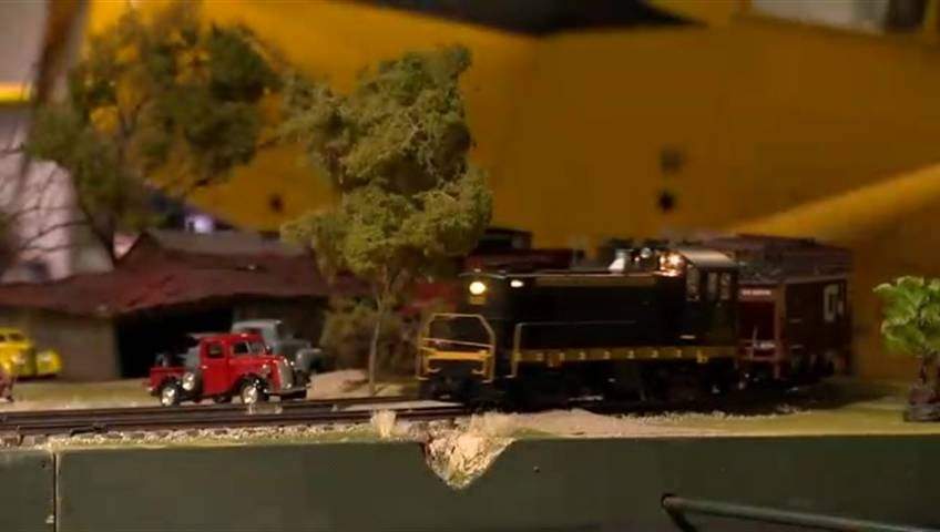 Model Train Show Moose Jaw - image