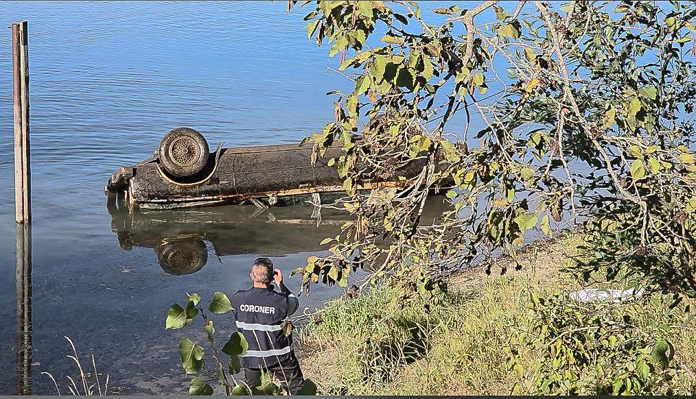 Frank’s car was found upside down at the bottom of the Kootenay River. After more than 22 years underwater, much of his body had decomposed. The lead diver said it was difficult to determine whether there was even a body inside until he got closer.