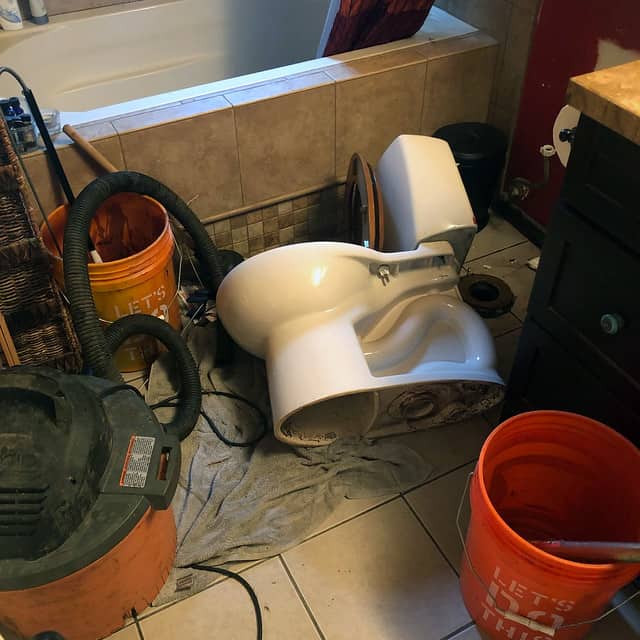 Replacing the toilet