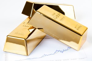 Should gold be part of my portfolio-min